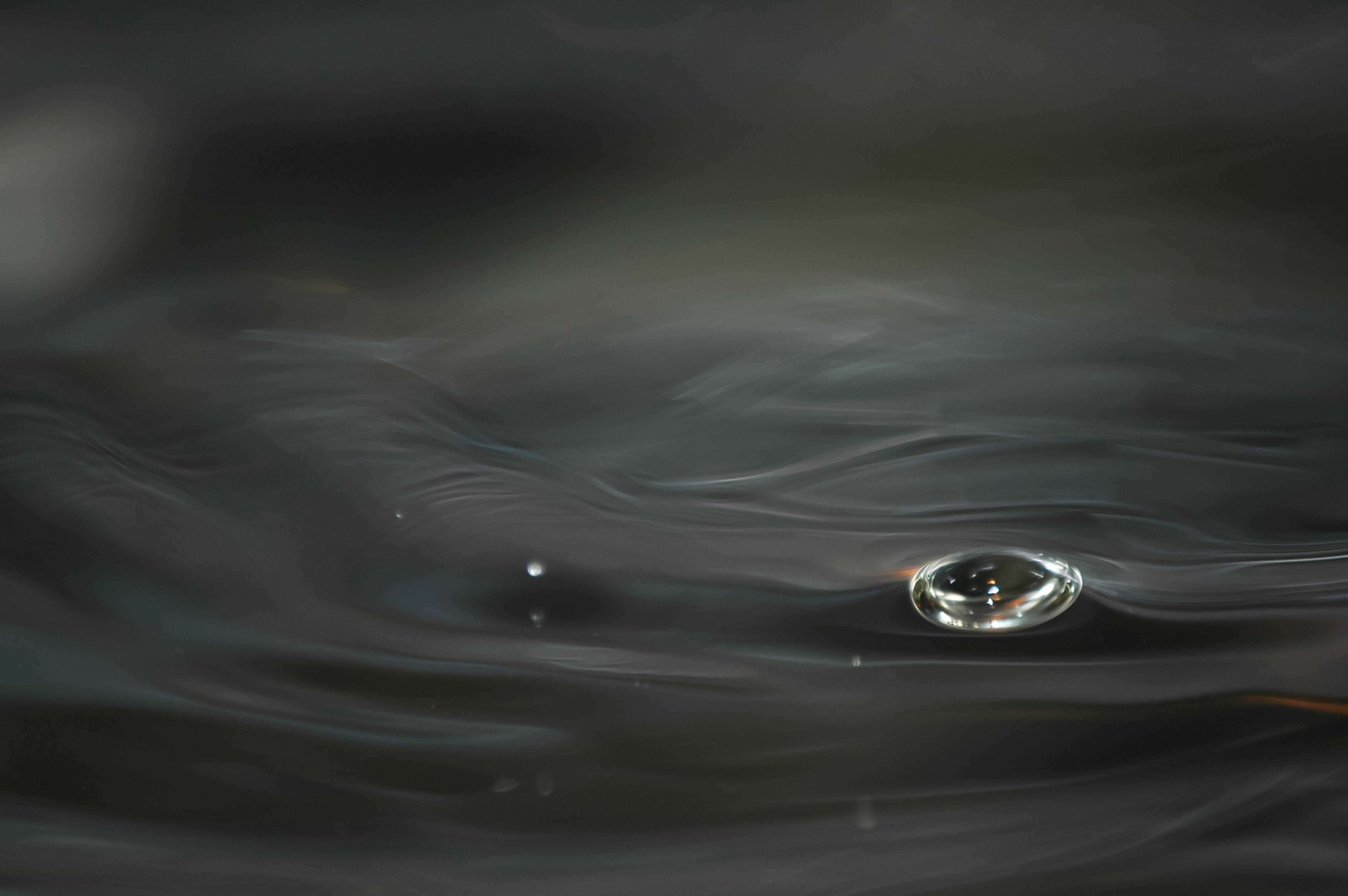 Abstract Flowing Water Effect and a Bubble