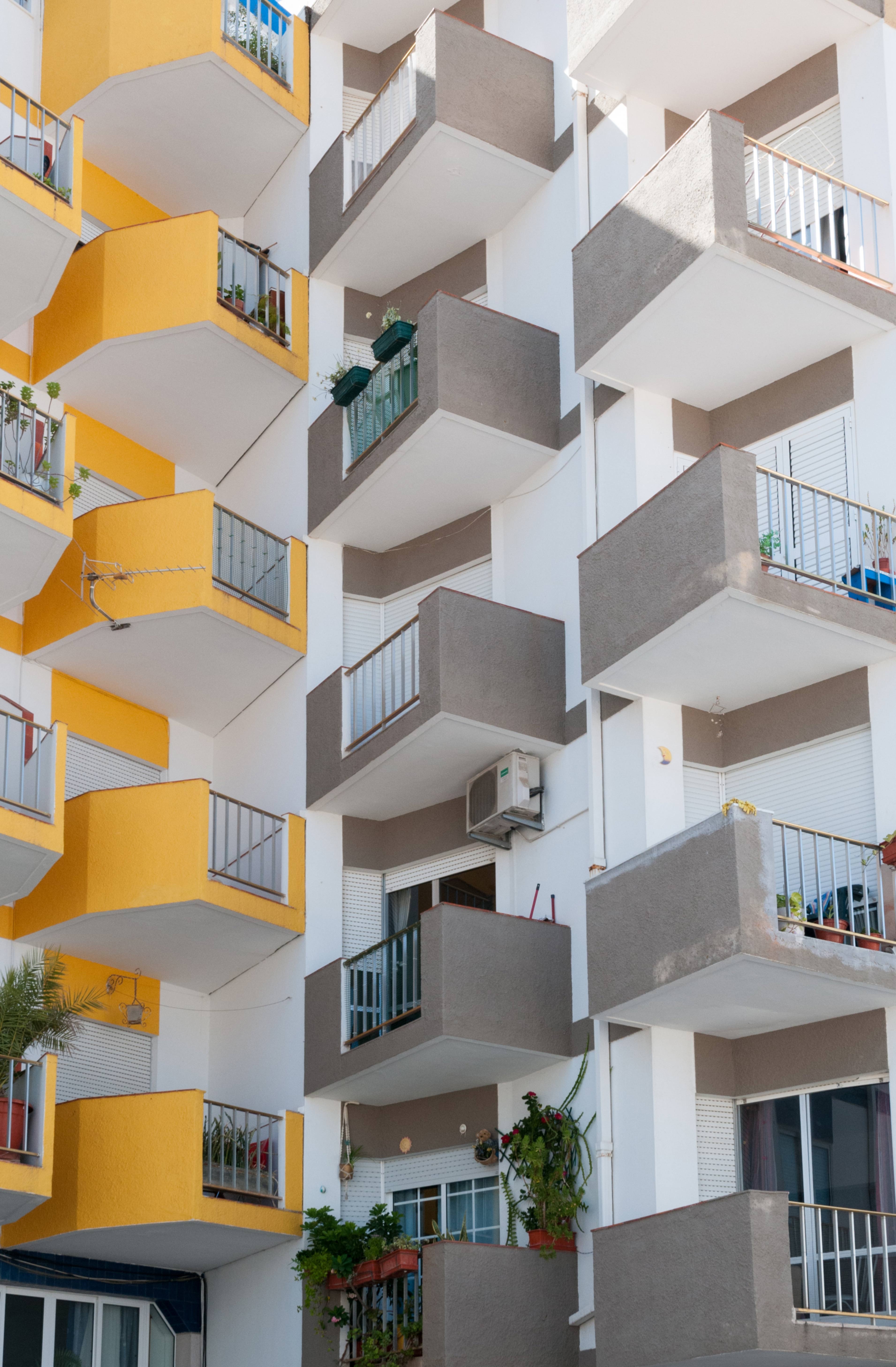 Apartment Building with Small Balconies Pattern