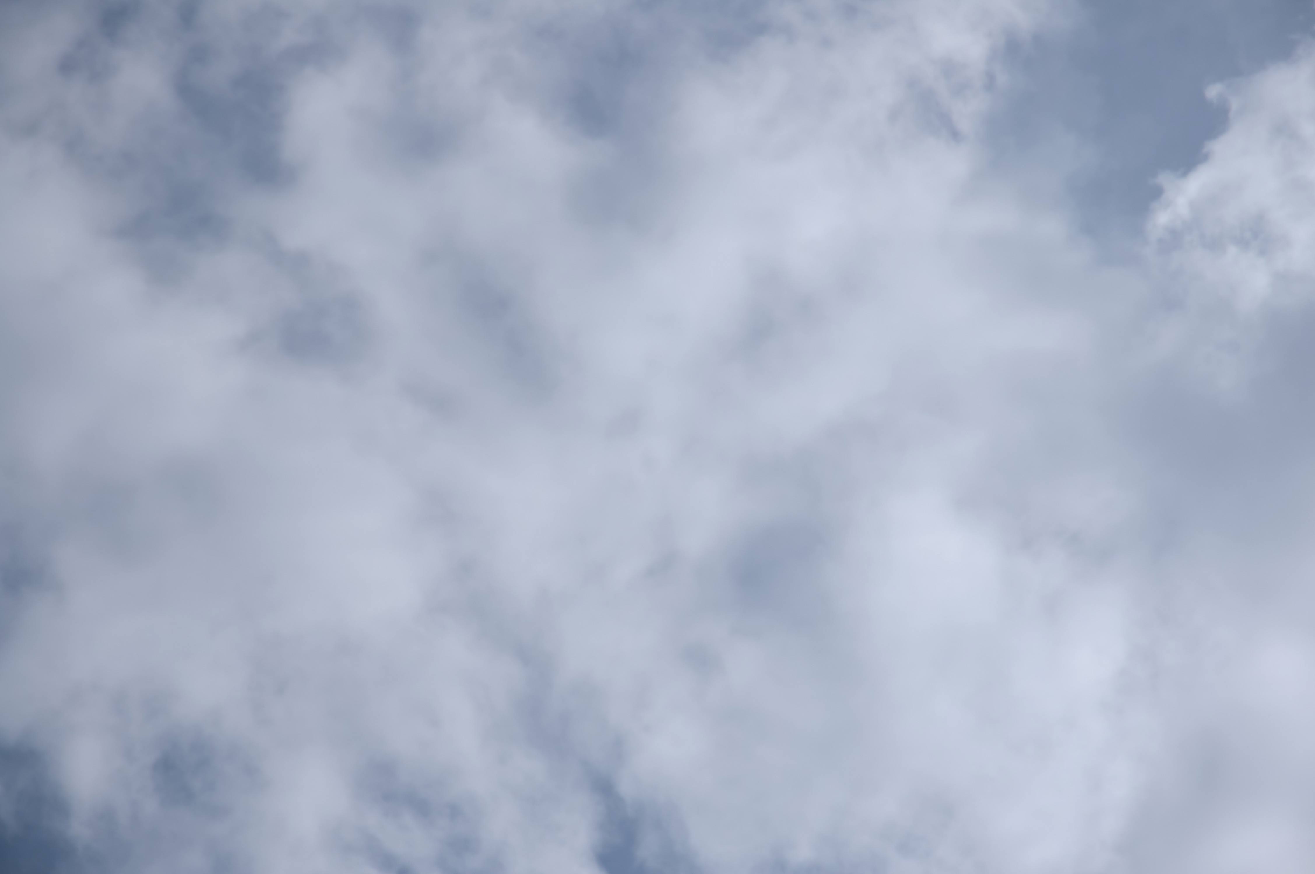 Soft Clouds Covered Sky Pattern